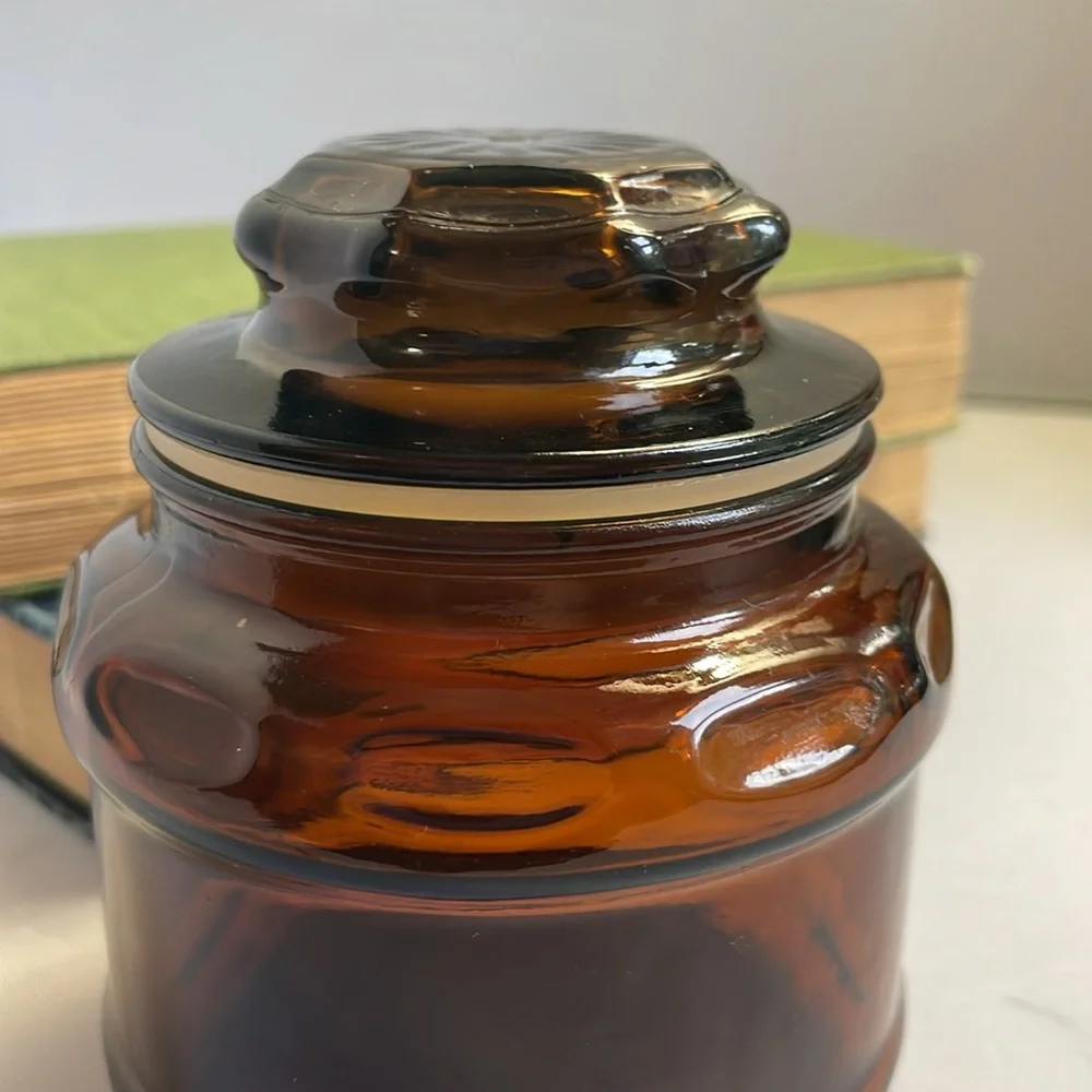 Vintage‎ Small Glass Apothecary Jar with Lid in Brown or Dark Amber